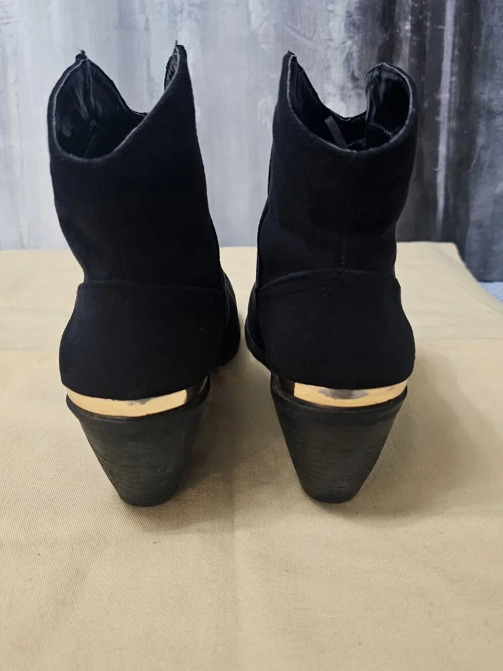 Forever 21 Black Faux Suede Cowboy Boots Gold Trim Boho Ankle Booties Size 6 NEW